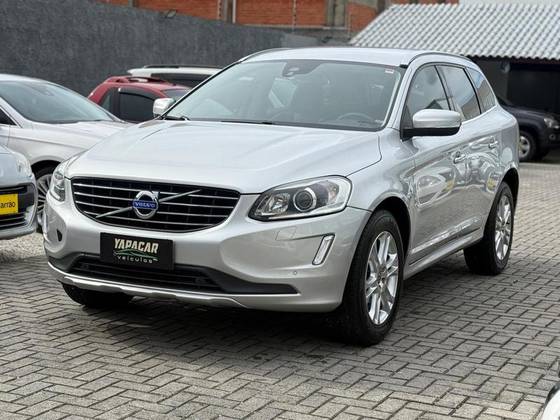 VOLVO XC60 2.0 T5 COMFORT FWD TURBO GASOLINA 4P AUTOMÁTICO